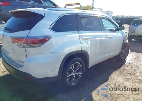 2016 Toyota Highlander Xle V6 z USA, uszkodzony, nr VIN 5TDJKRFH0GS348694